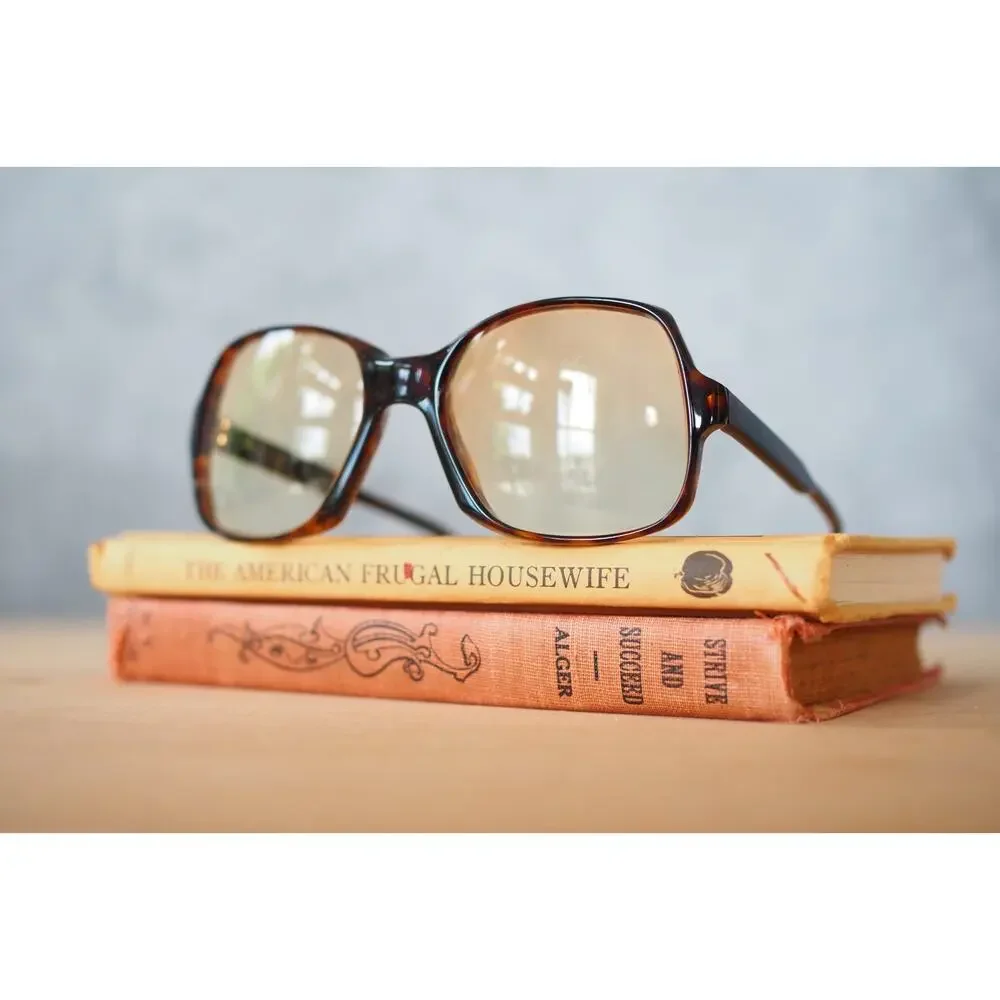 1970s Sunglasses France Yellow Lens Vintage Glam retro Grandma Chic Size 54-19